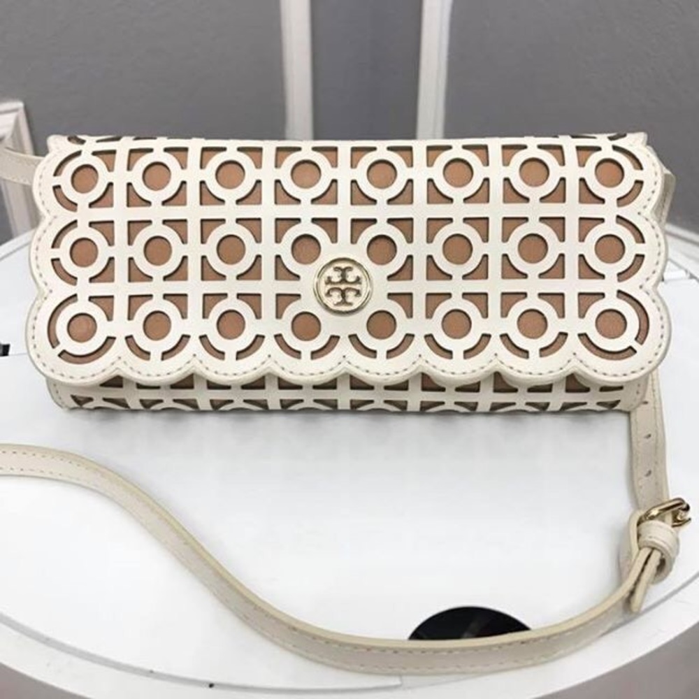 Tory Burch Kelsey Clutch/Crossbody (Rare!)